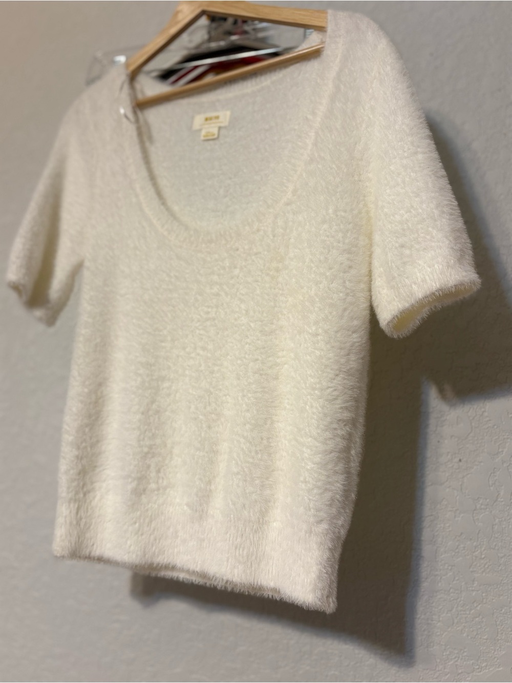 Anthropologie Cream Fuzzy Scoop-Neck Short Sleeve Sweater